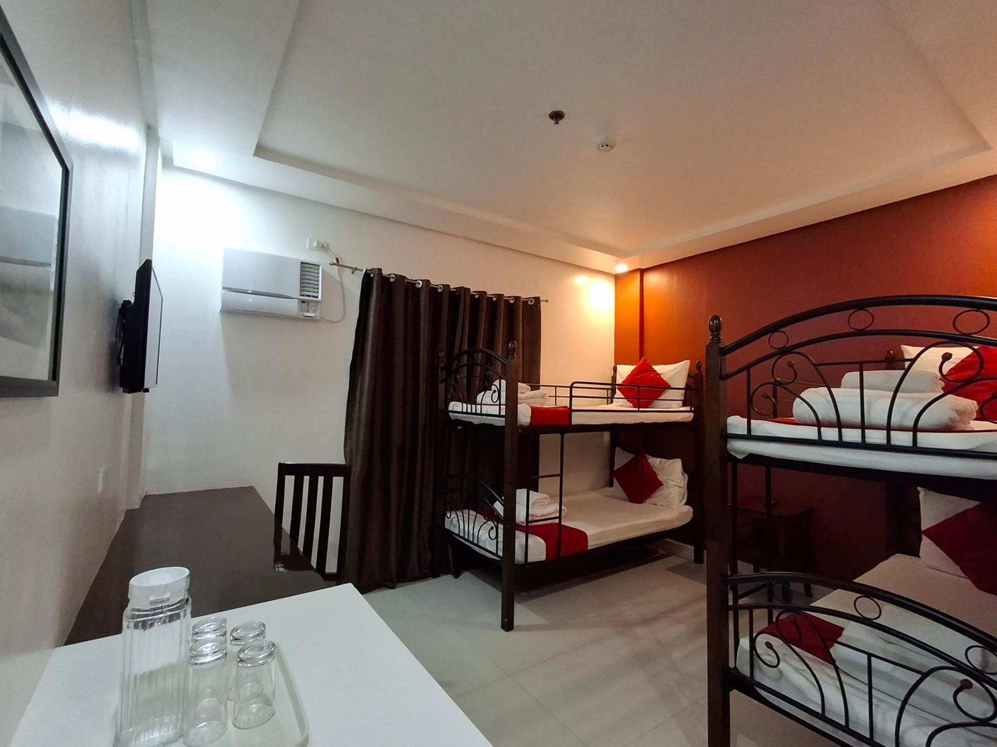 Royale Parc Hotel Puerto Princesa Palawan Exterior photo